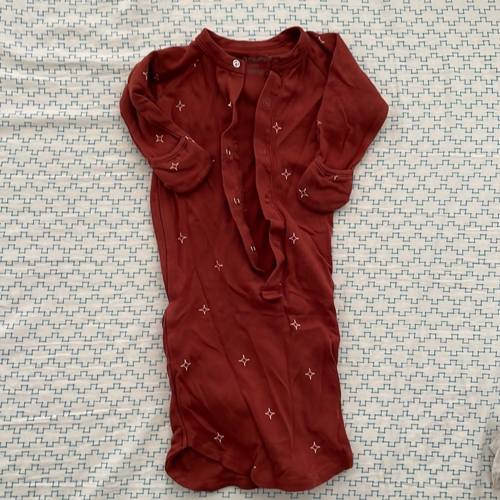Goumi nightgown